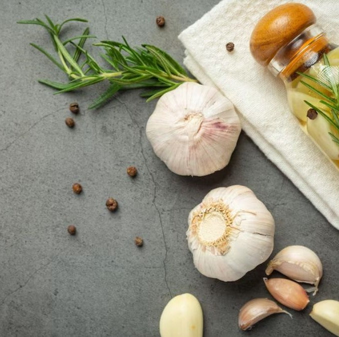 Garlic essential oil