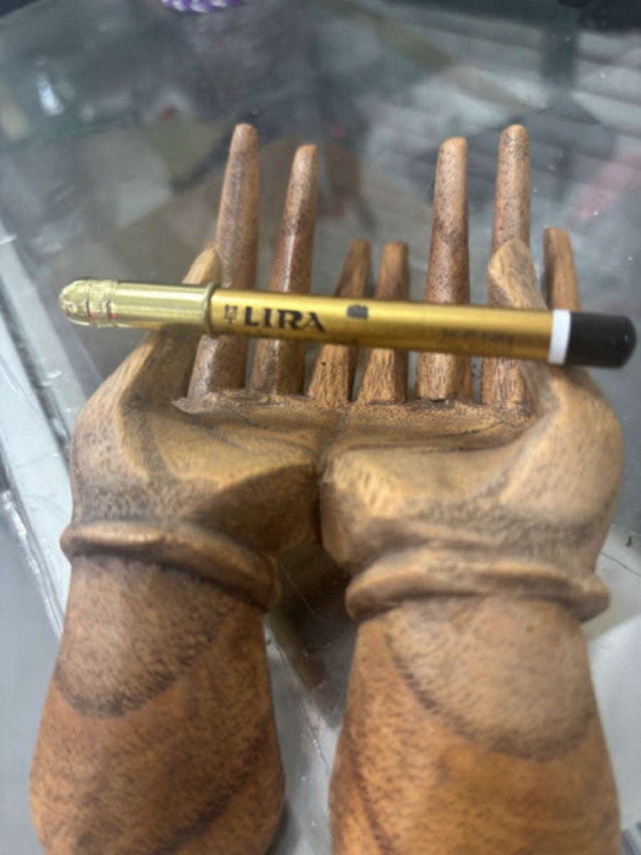 Lira Miss & Mrs 24 Hrs Eye Pencil