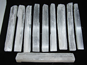 Selenite Log (Medium)