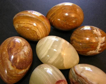 Onyx Egg Stone (Polished)