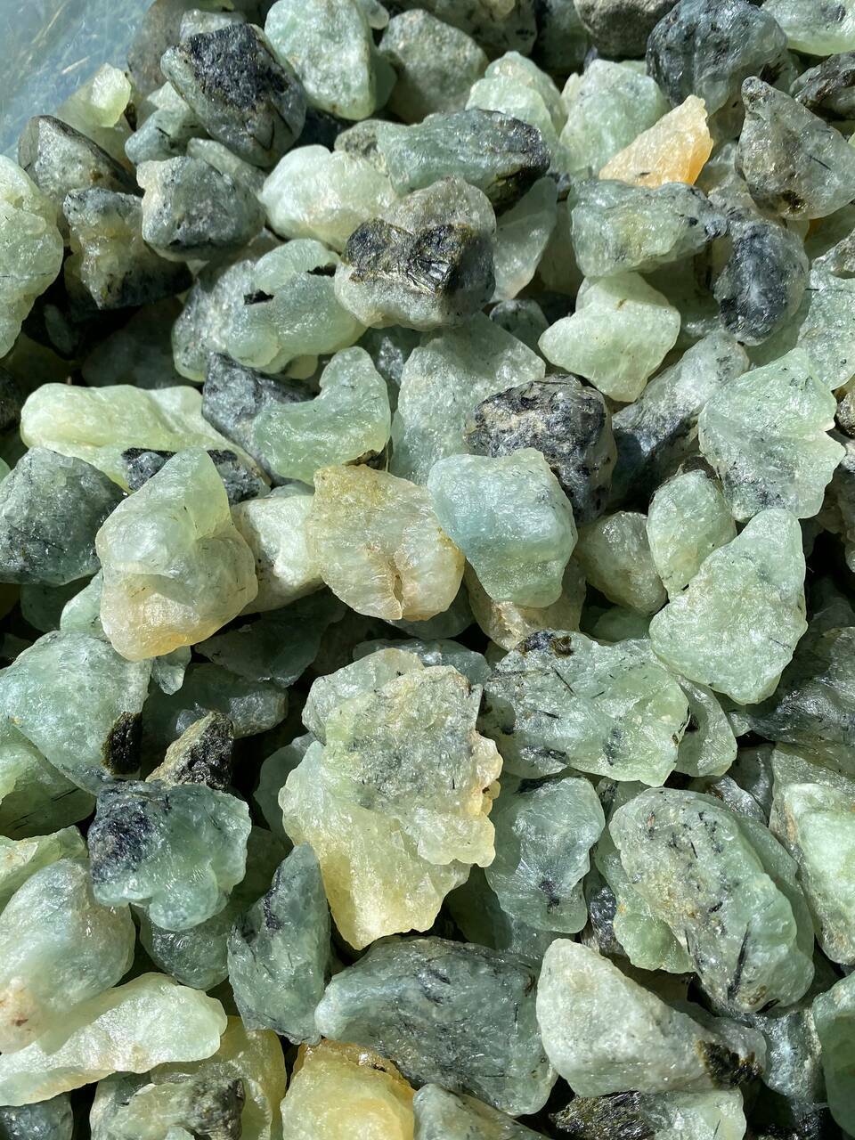 Raw Prehnite Crystal - Incense Route